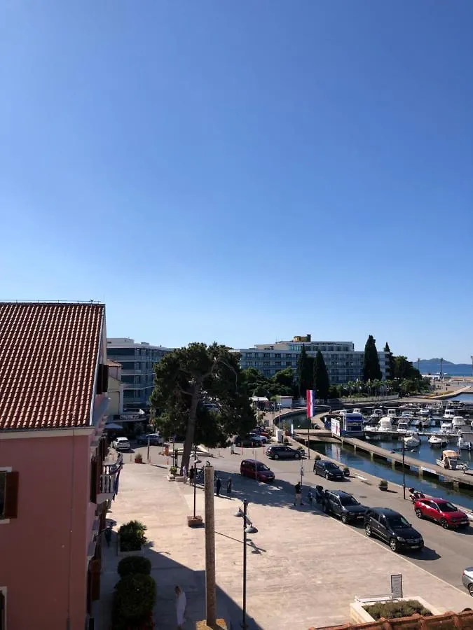 Sangulin Palace V 4*, Biograd Na Moru